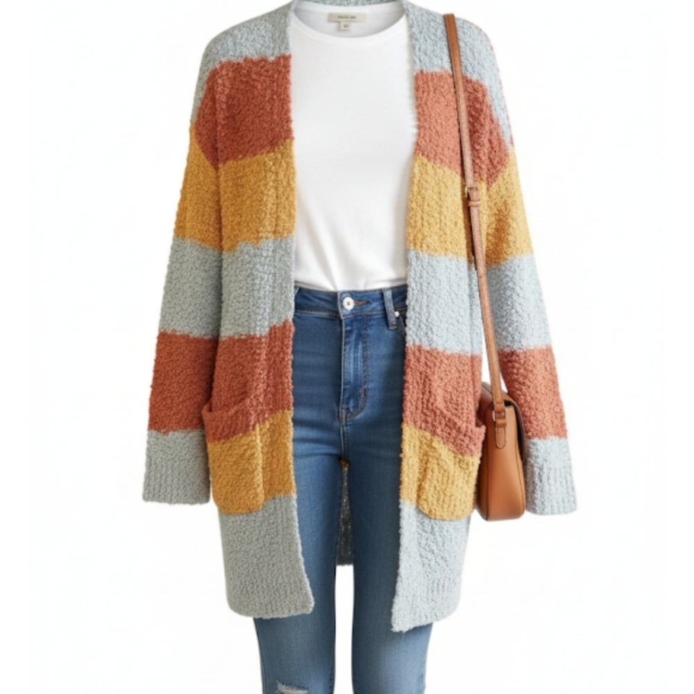 Adora sweater size L